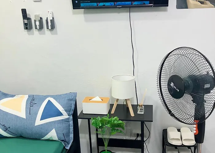Qc Friendly Community Pod Near Hospital Qc Mrt Apartment Manila